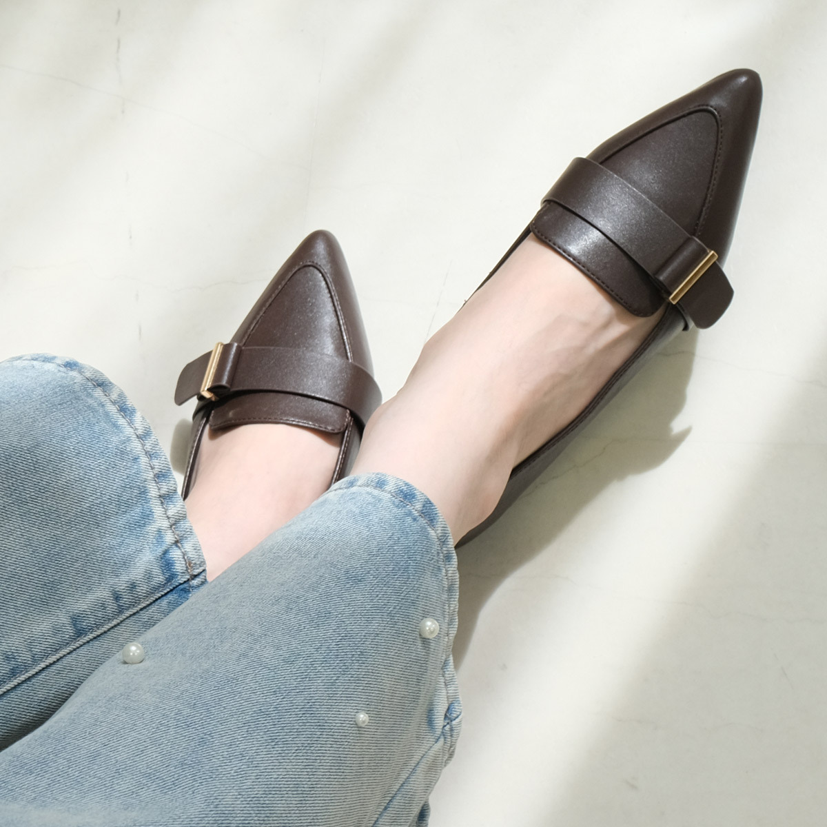 俐落小姐姐 低調裝飾尖頭樂福鞋 【FX2415】