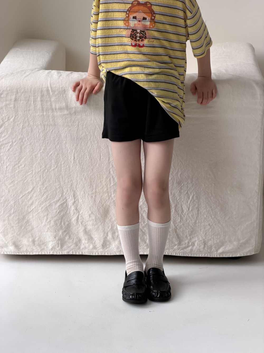 三色高腰冰絲感短褲