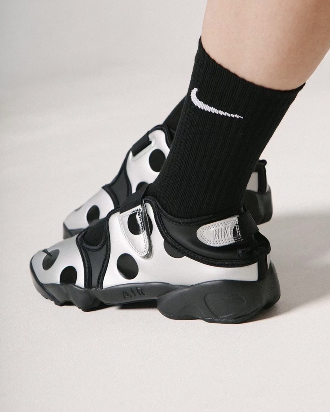 <日本瘋搶> Nike Air Rift Polka Dot 波點 忍者 分趾鞋 三色