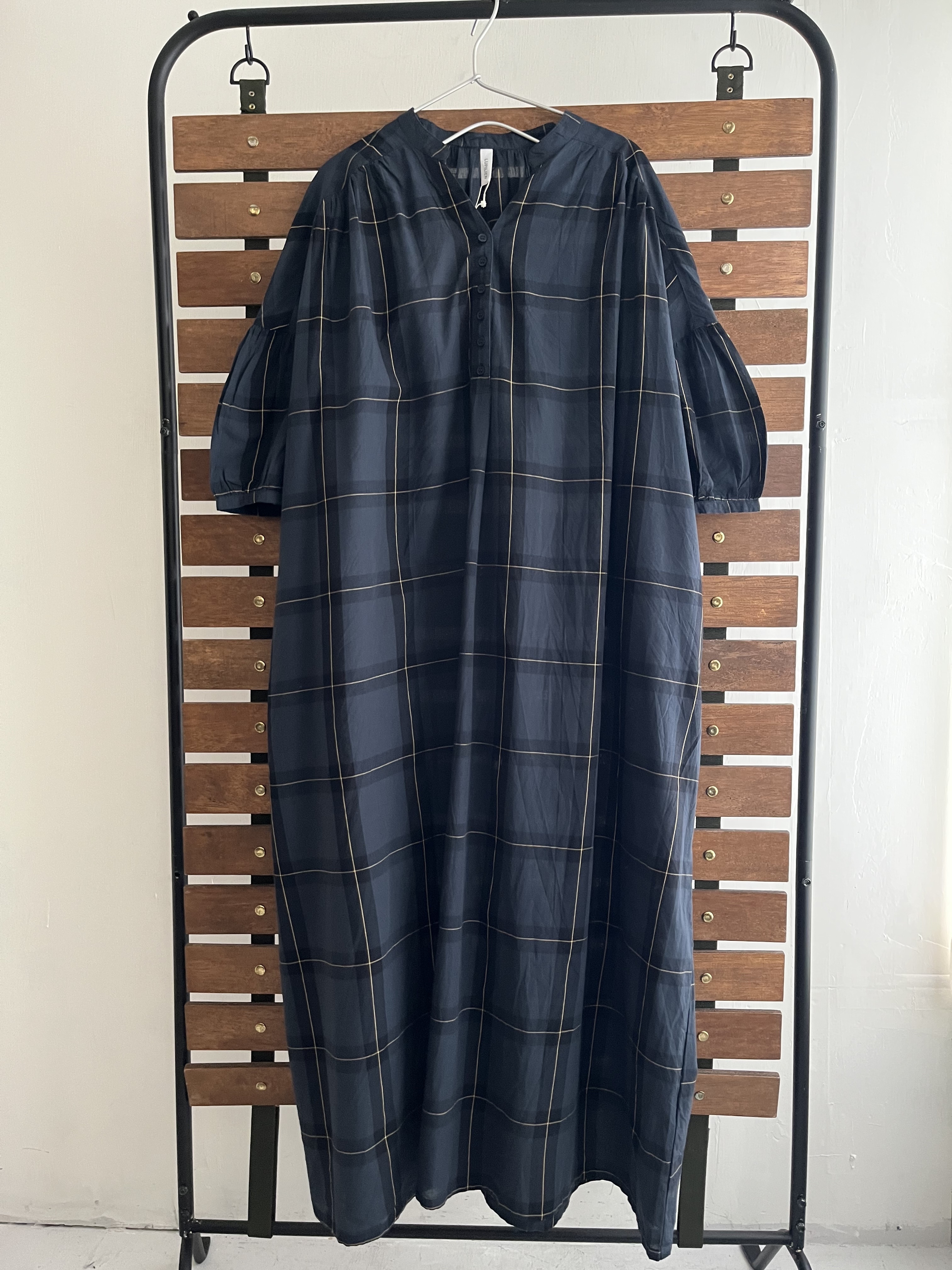 LUPILEN藍色格仔ops