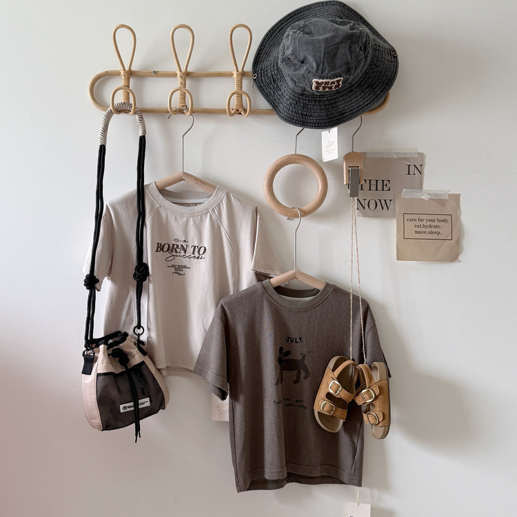 車線英字短袖上衣