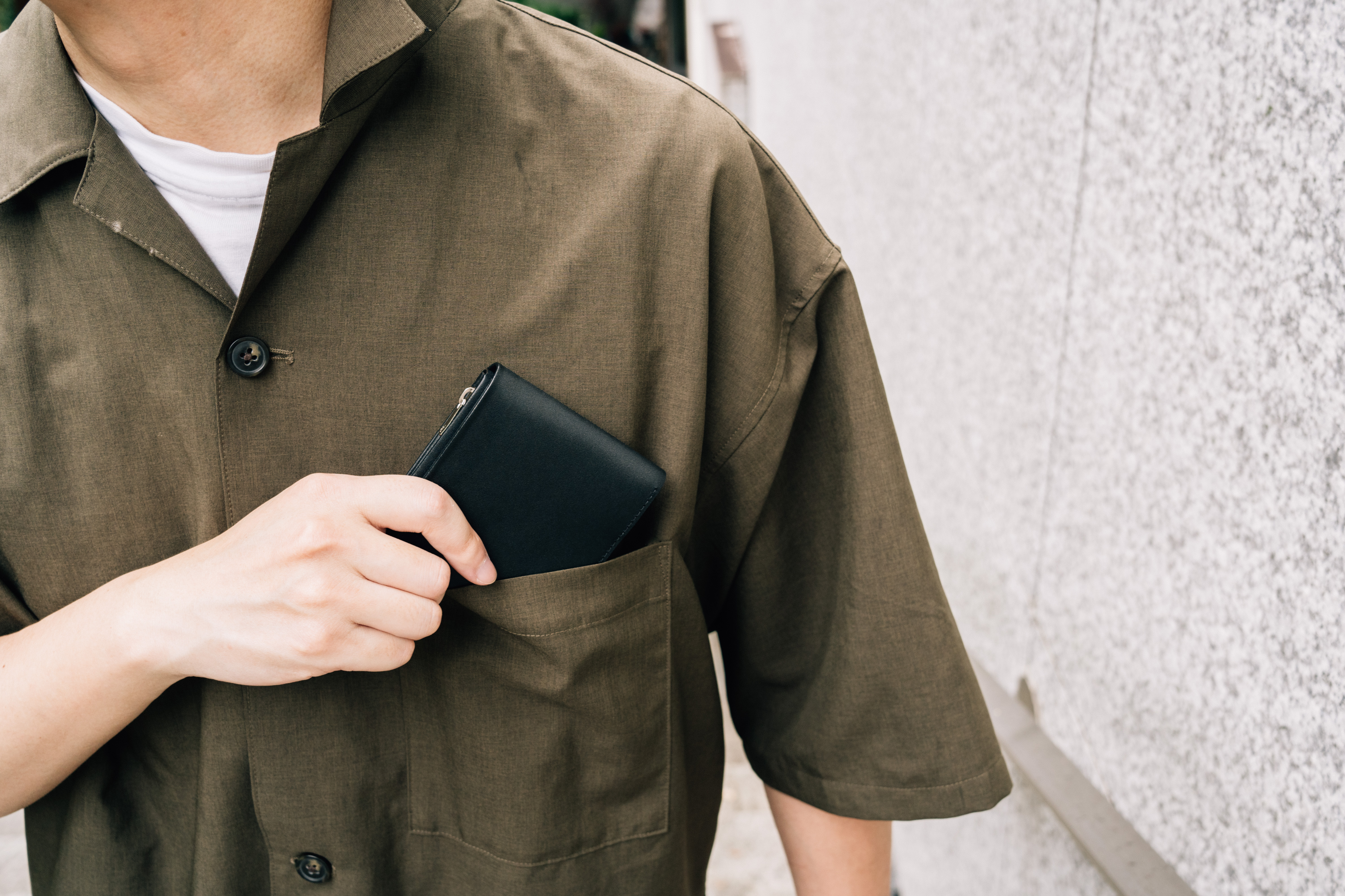 皮夾輕薄可放入口袋