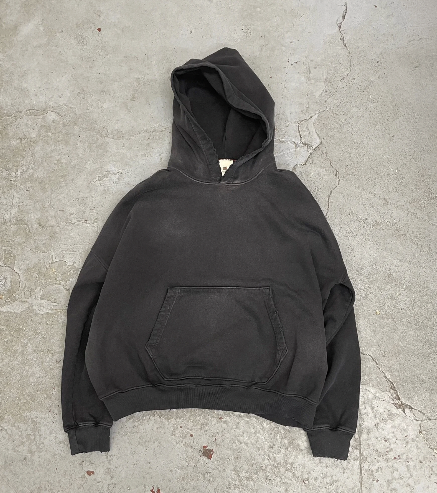 [現貨] MOOJIMOOJI OVERSIZE CROP HOODIE | AGED BLACK