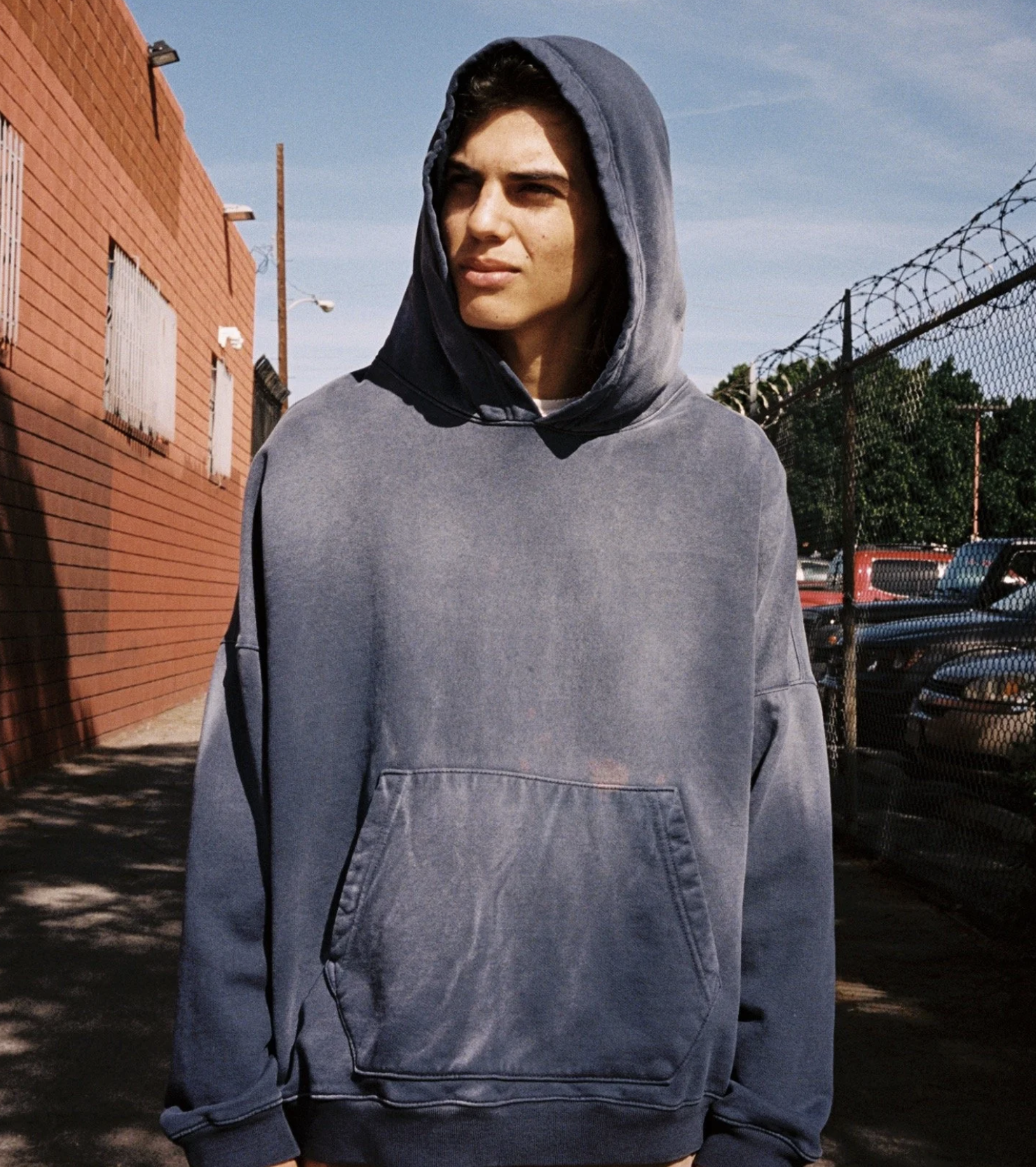 [Instock] MOOJIMOOJI OVERSIZE CROP HOODIE | AGED NAVY INDIGO