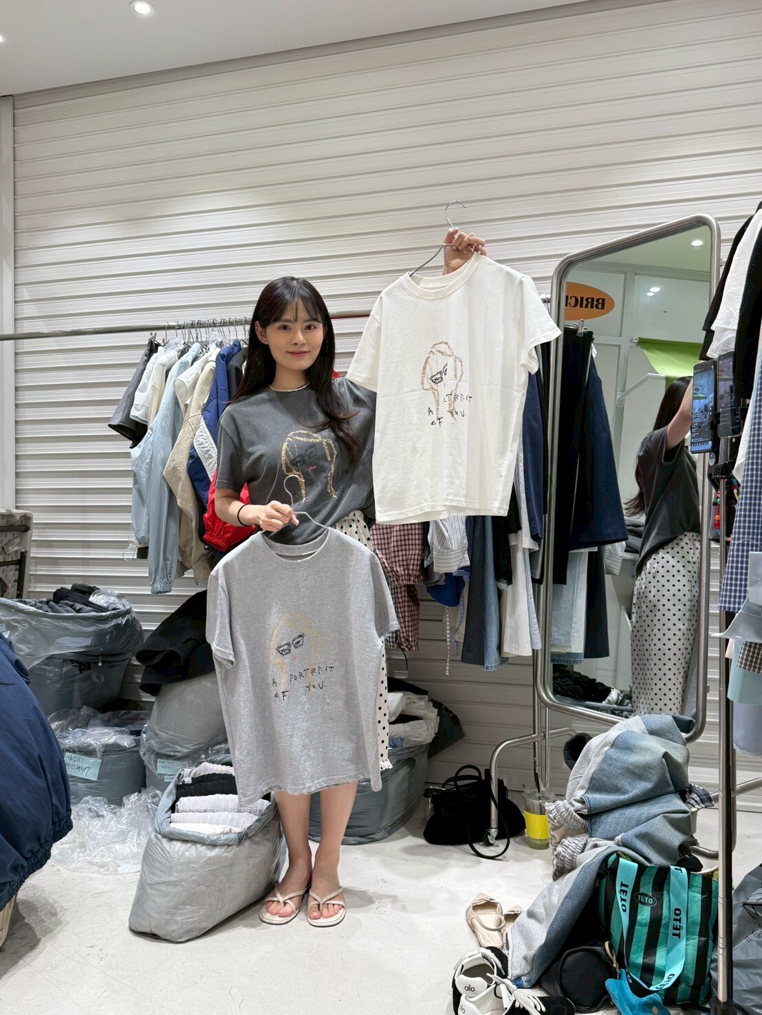 BL6025 眼鏡少女舒適Tee