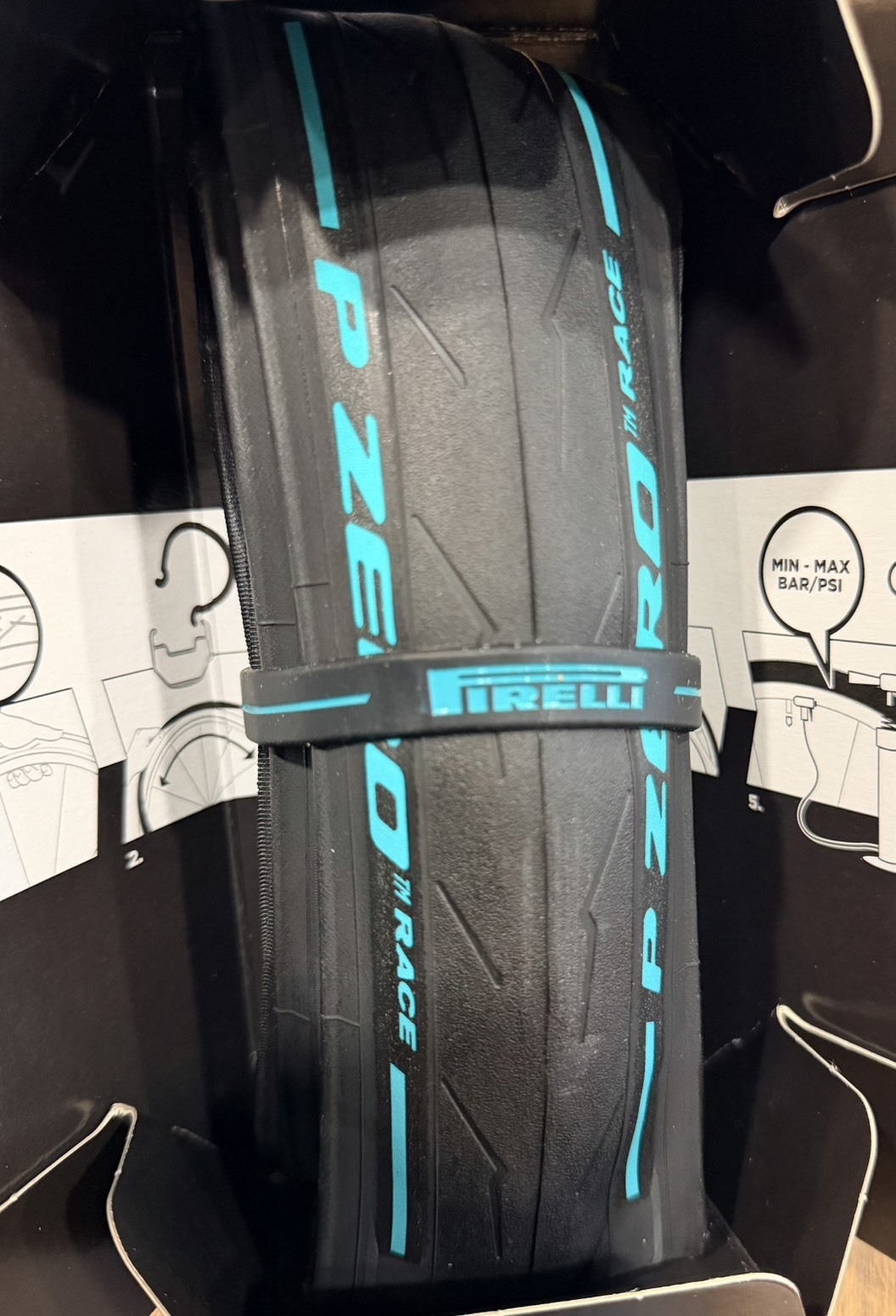 倍耐力 Pirelli P ZERO™ RACE 超輕量競速胎 OPEN版本 700X28C/青色