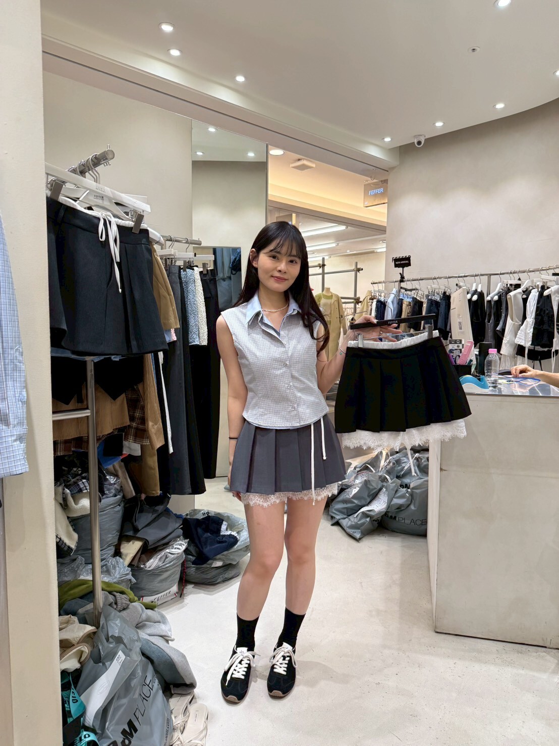 FF6011 拼蕾絲百褶短西裙