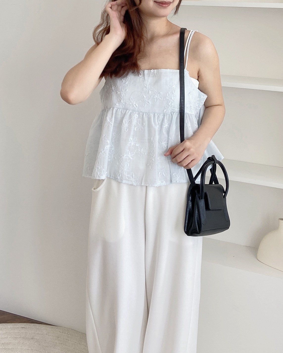 法朵Fado shop｜奶油色調🤍立體緹花細肩帶背心 1705008 四色