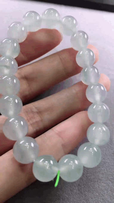 326320 翡翠高冰手串 (10.2mm直徑)