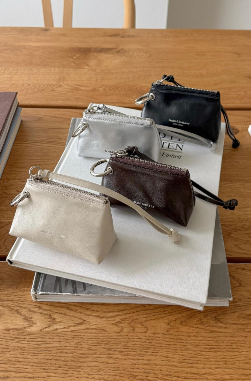 【 4/19收單 】Bucks & Leather Angle Pouch 真皮云朵收納包 韓國