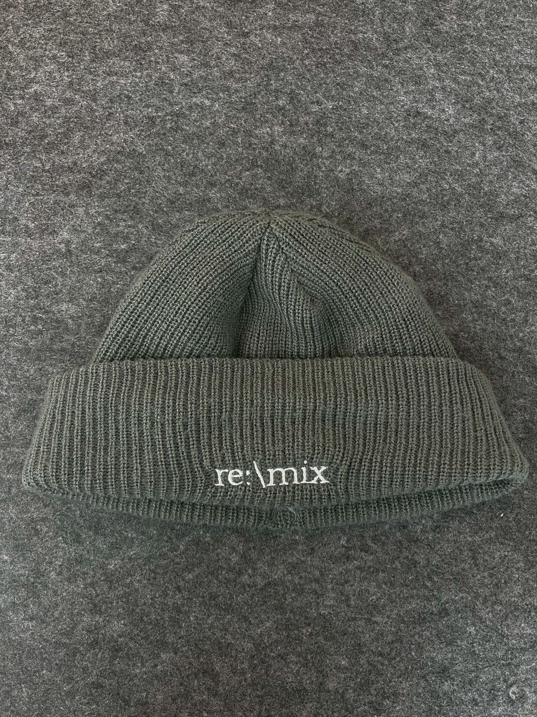 REMIX "The Cut Beanie" GREY