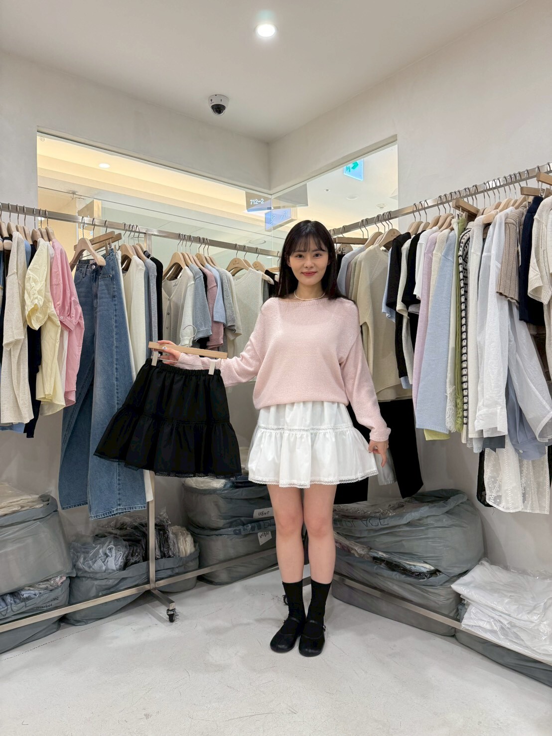 MB6017 拼蕾絲邊短裙