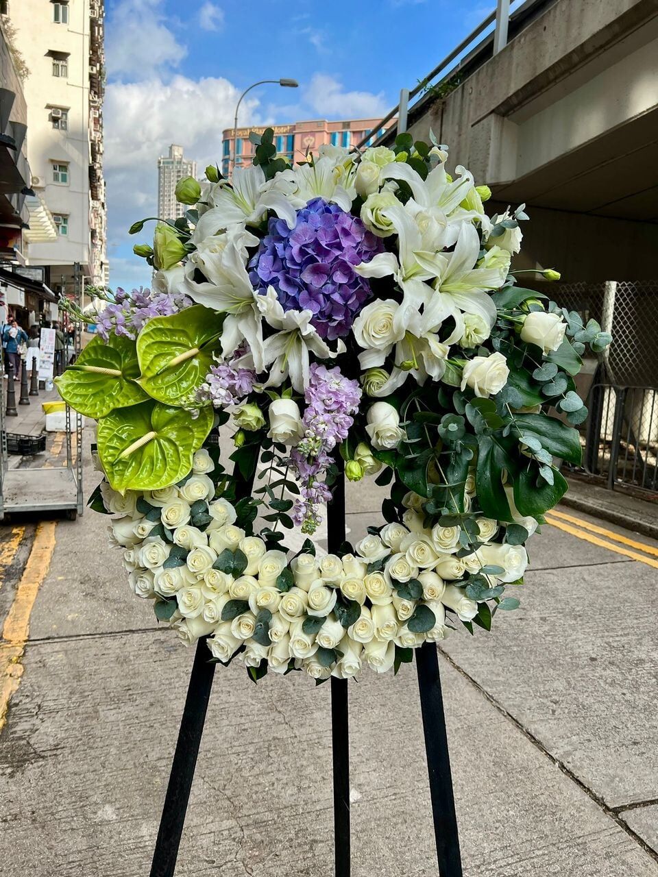 W - Condolences and Remembrance - In Memoriam of SYMC_16004