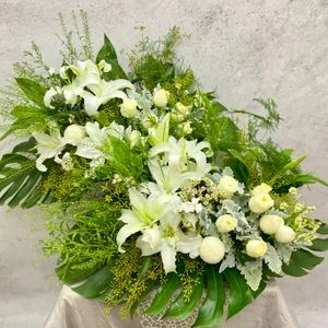 W - Condolences and Remembrance - Coffin_66002