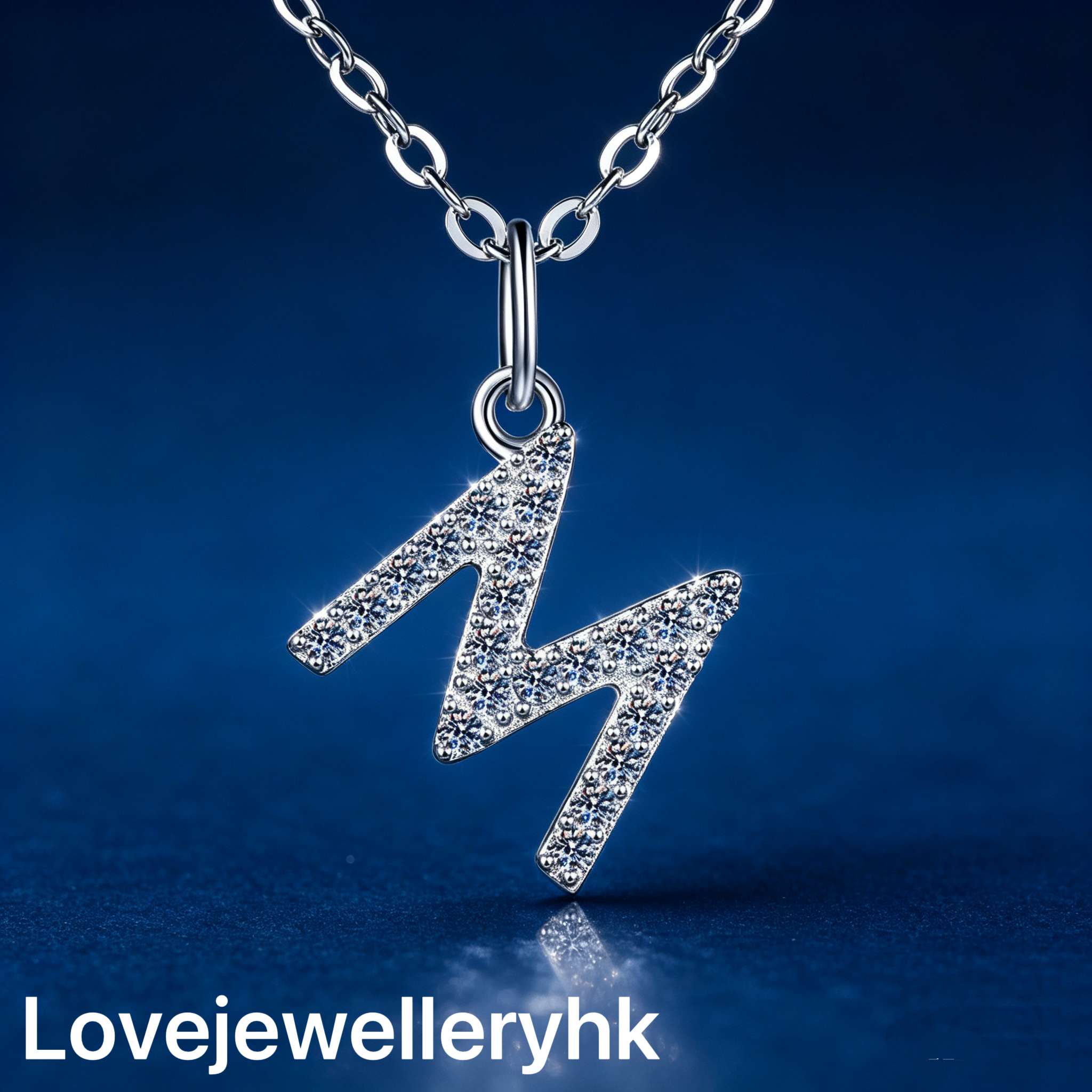 莫桑鑽英文字母吊咀        P015C024