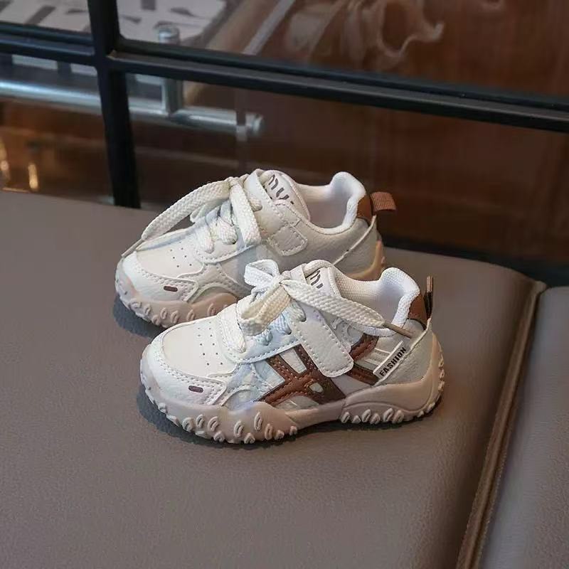 撞色運動風休閒鞋