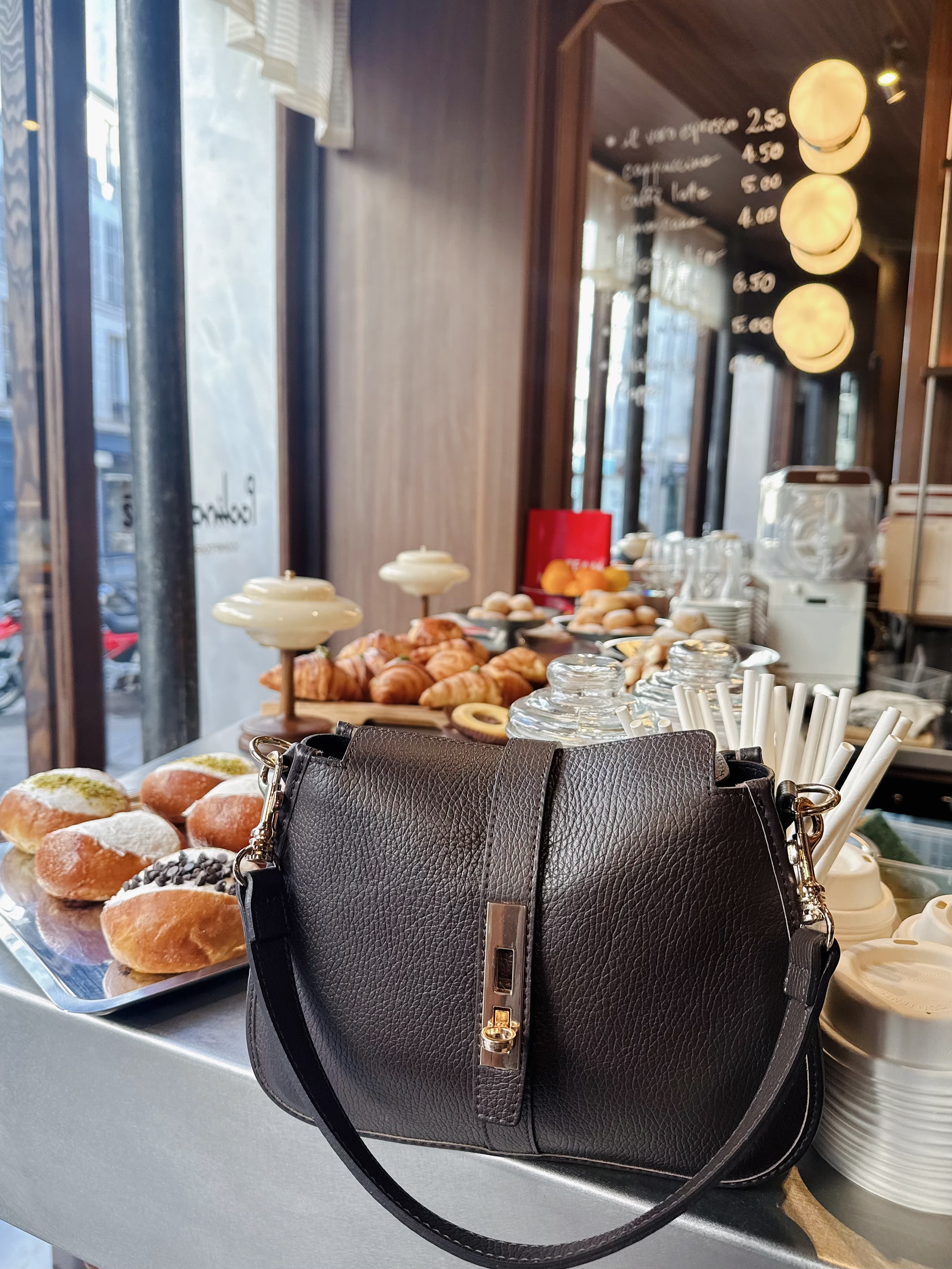 Cherry Paris Leather CERISE - 4203 Chocolate 朱古力