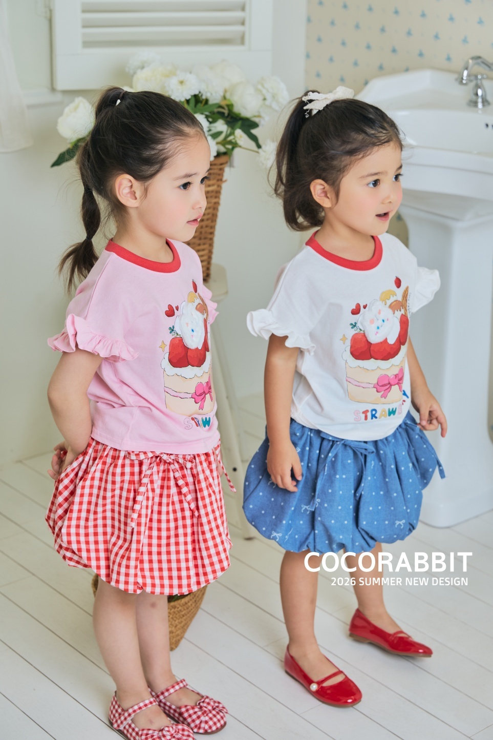 韓國🇰🇷COCORABBIT 草莓蛋糕花邊袖上衣(S-2XL)