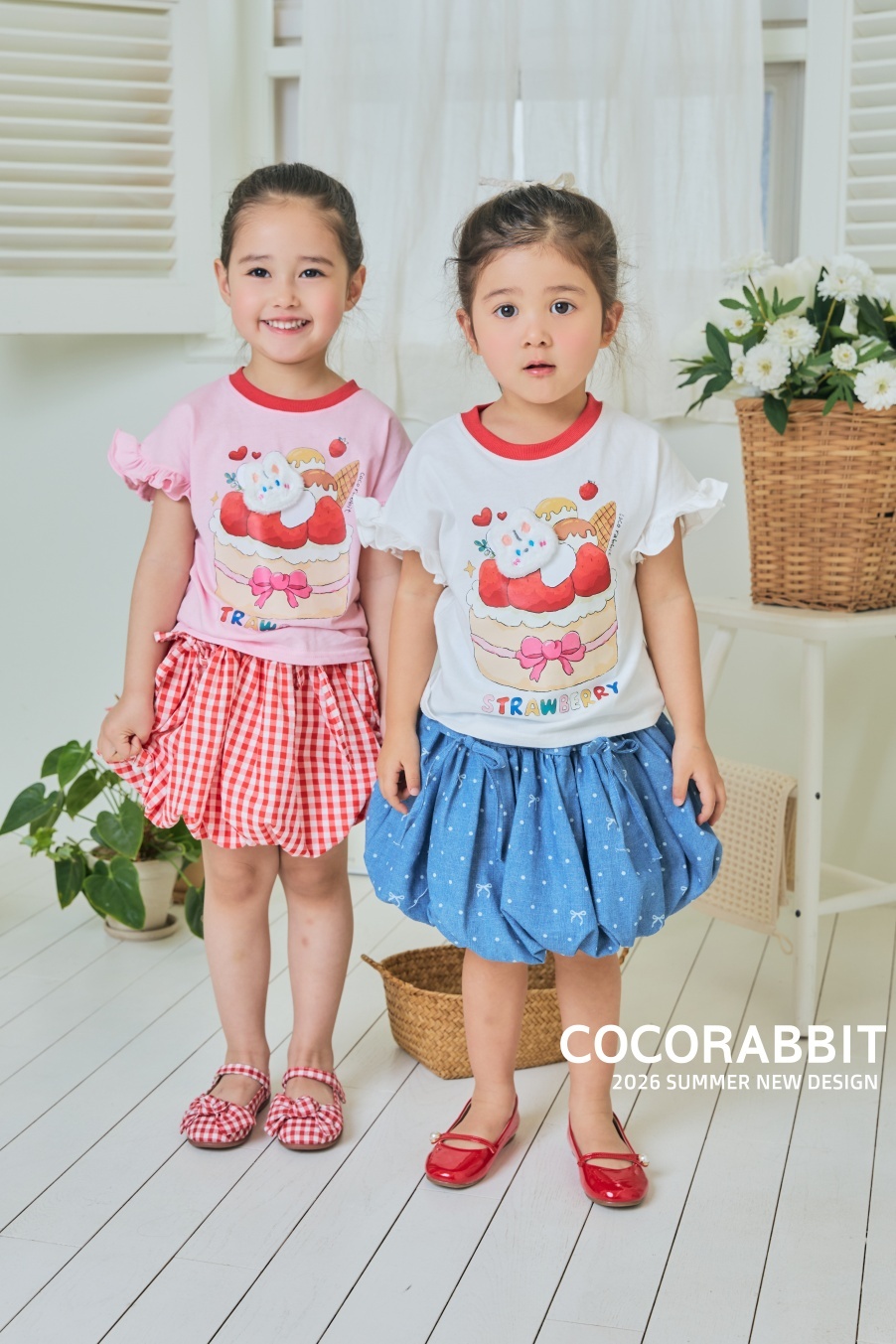 韓國🇰🇷COCORABBIT 草莓蛋糕花邊袖上衣(S-2XL)