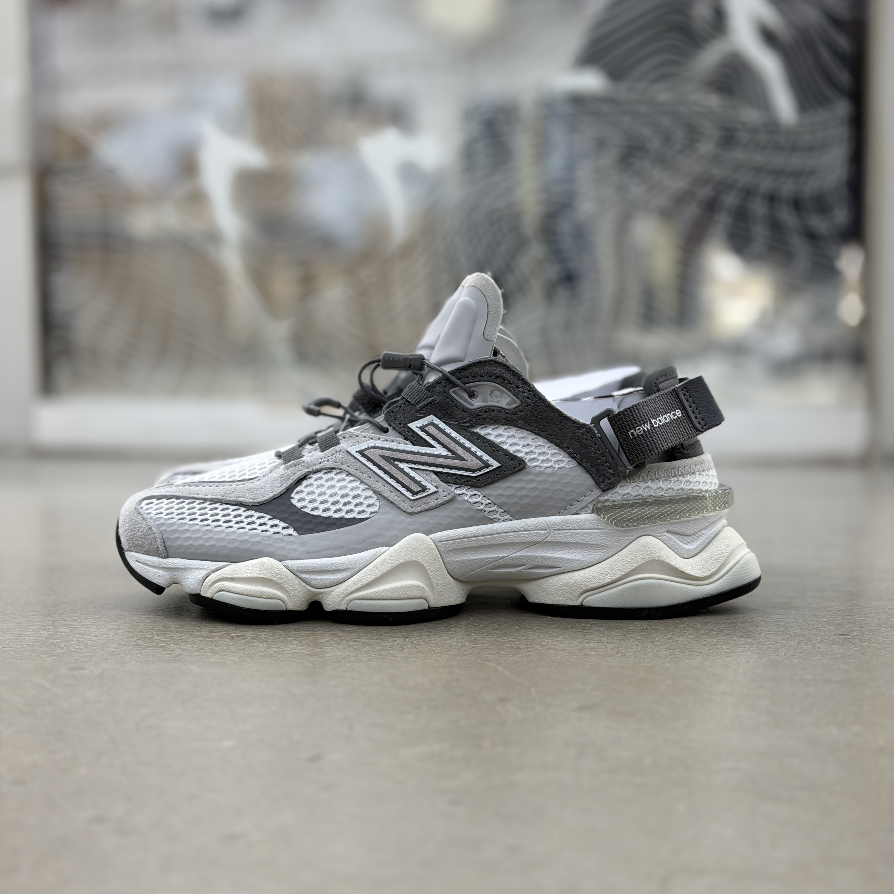 New Balance U90603FA