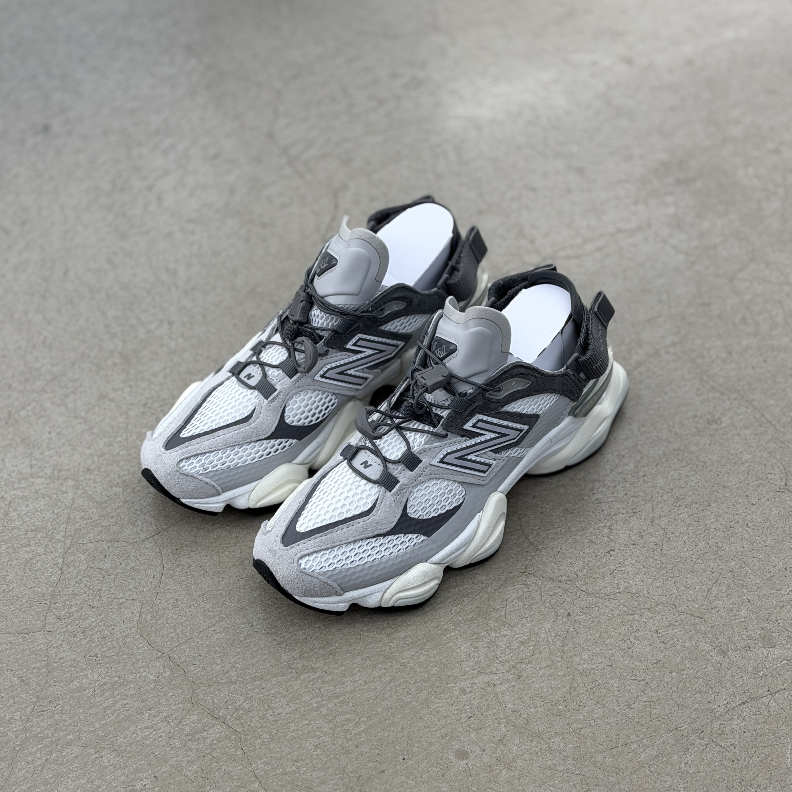 New Balance U90603FA