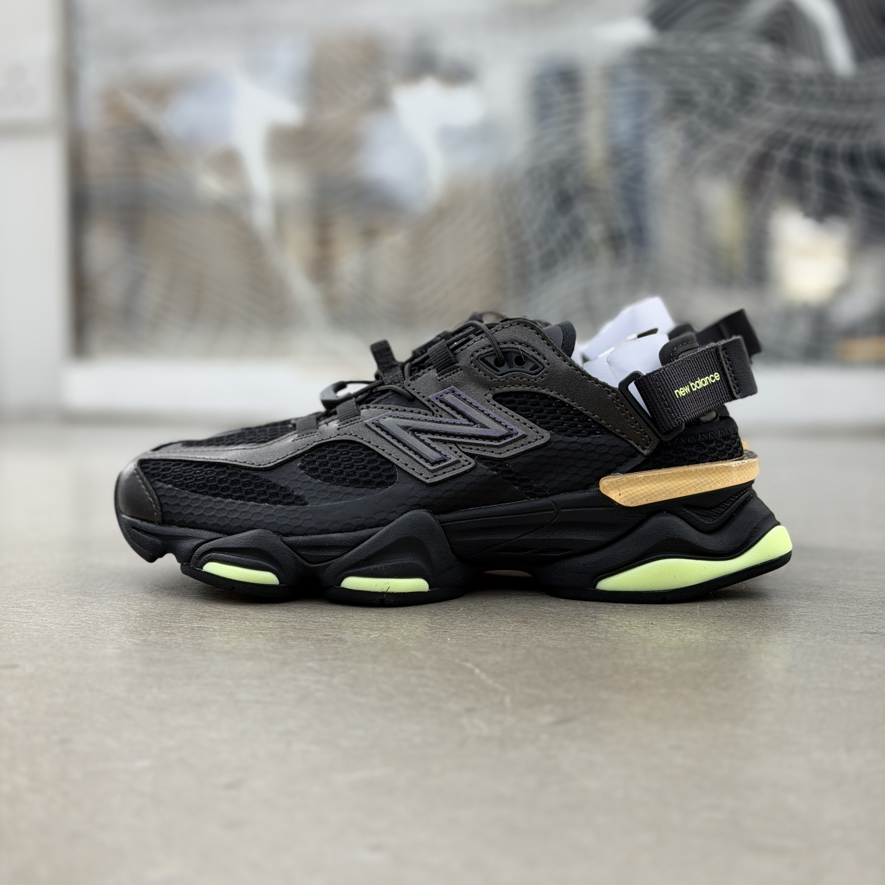 New Balance U9060915