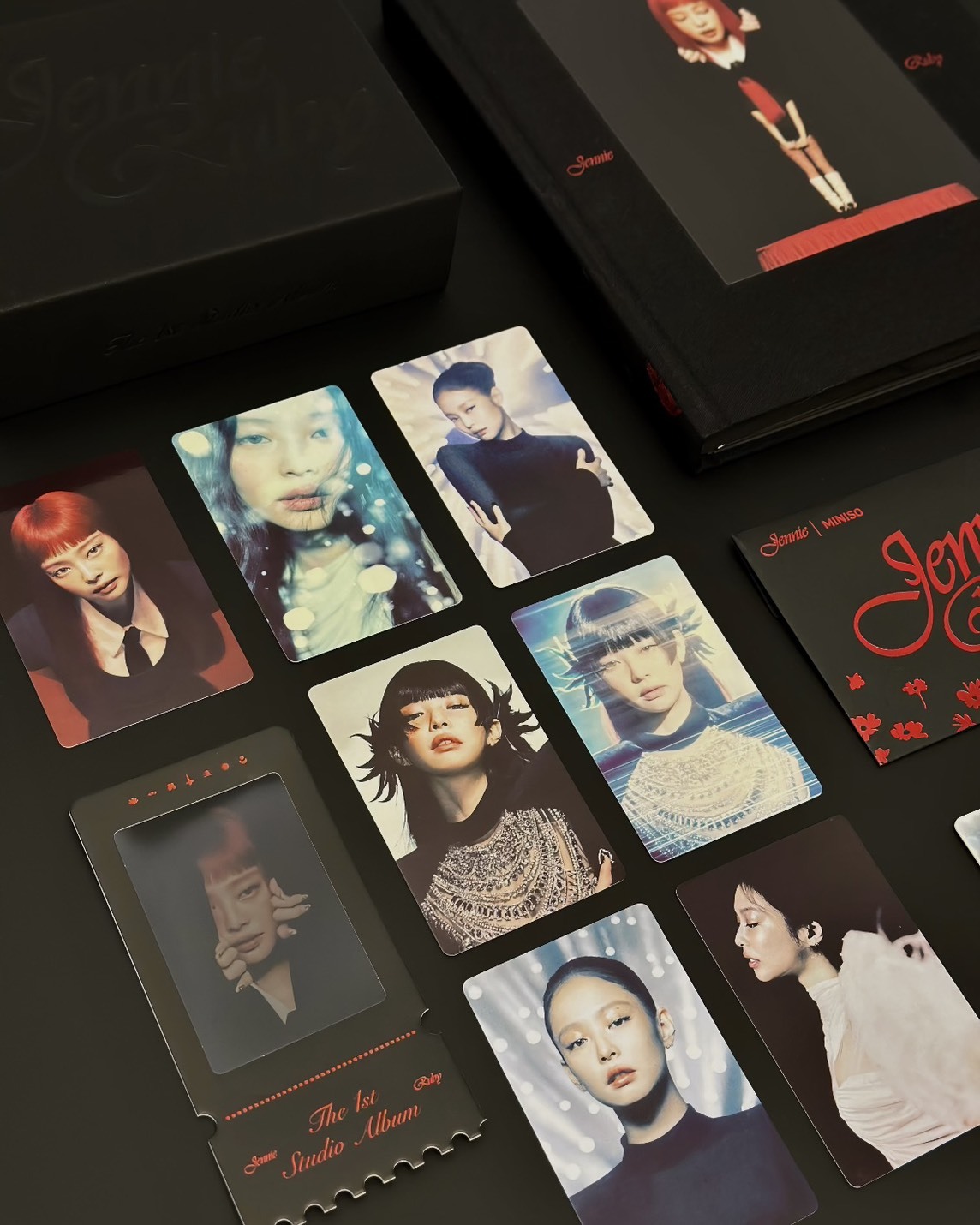 <獨家聯名> Jennie x Miniso 聯名 Ruby系列 周邊 小卡套組 兩色