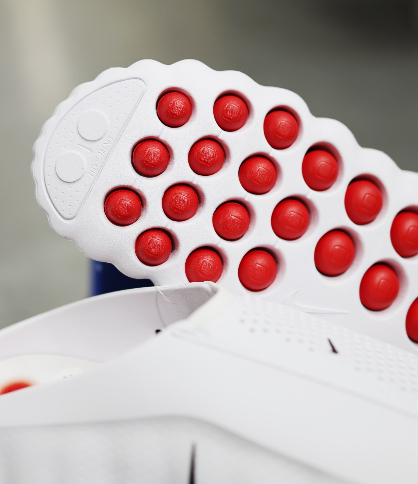 NIKE MIND 001 Slide White Speed Red 純白色 HQ4307-101