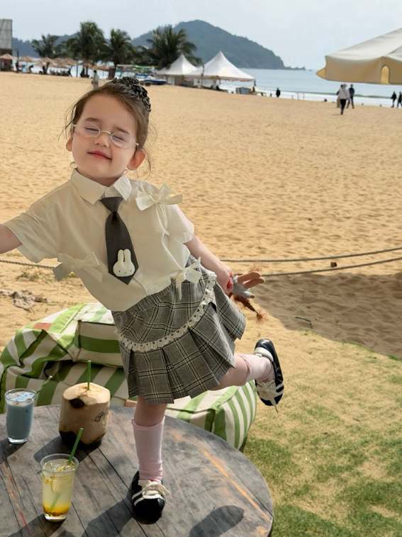 BYC04SE036BK  萌小兔校園日記百褶裙套裝