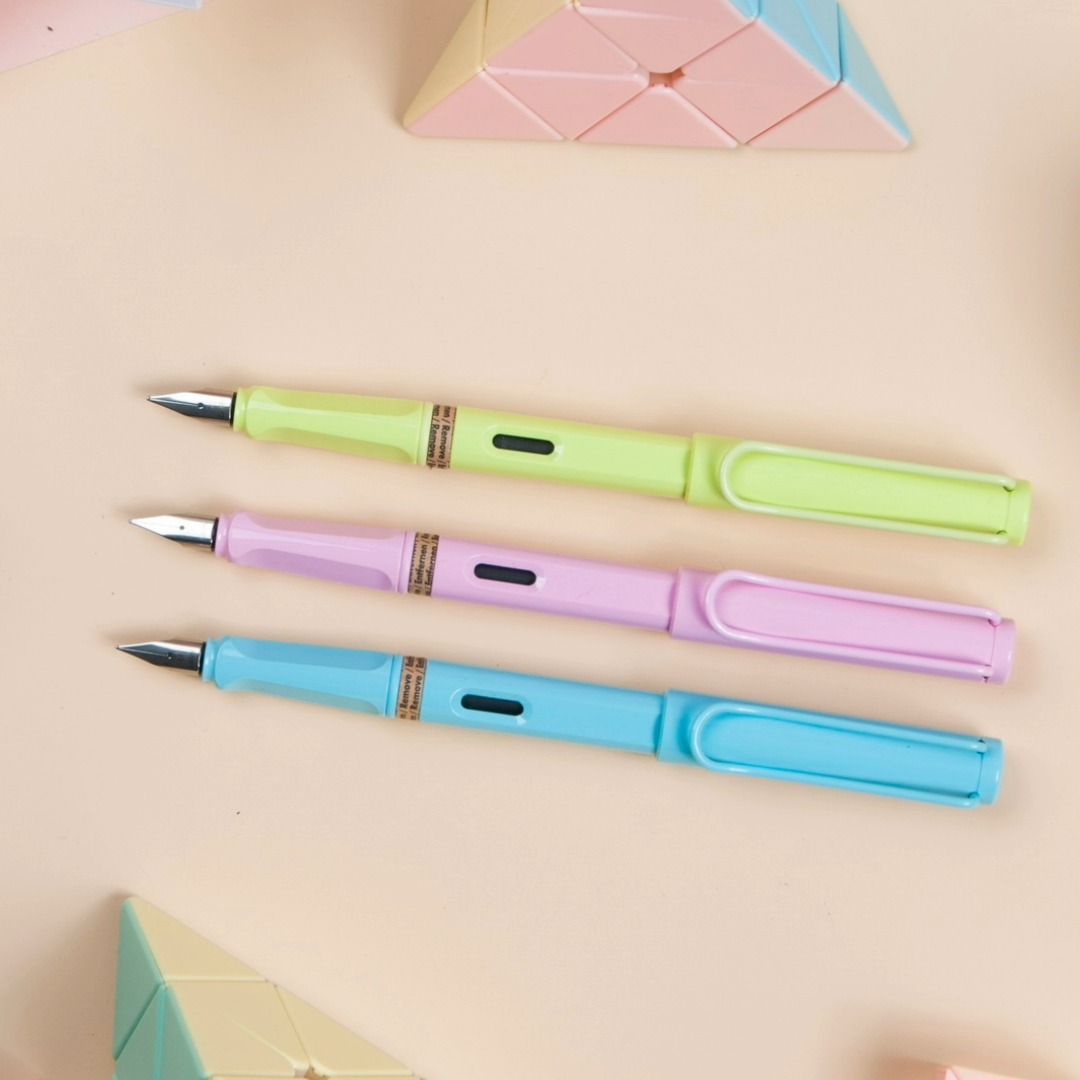 LAMY Safari fountain pen 2023 limited