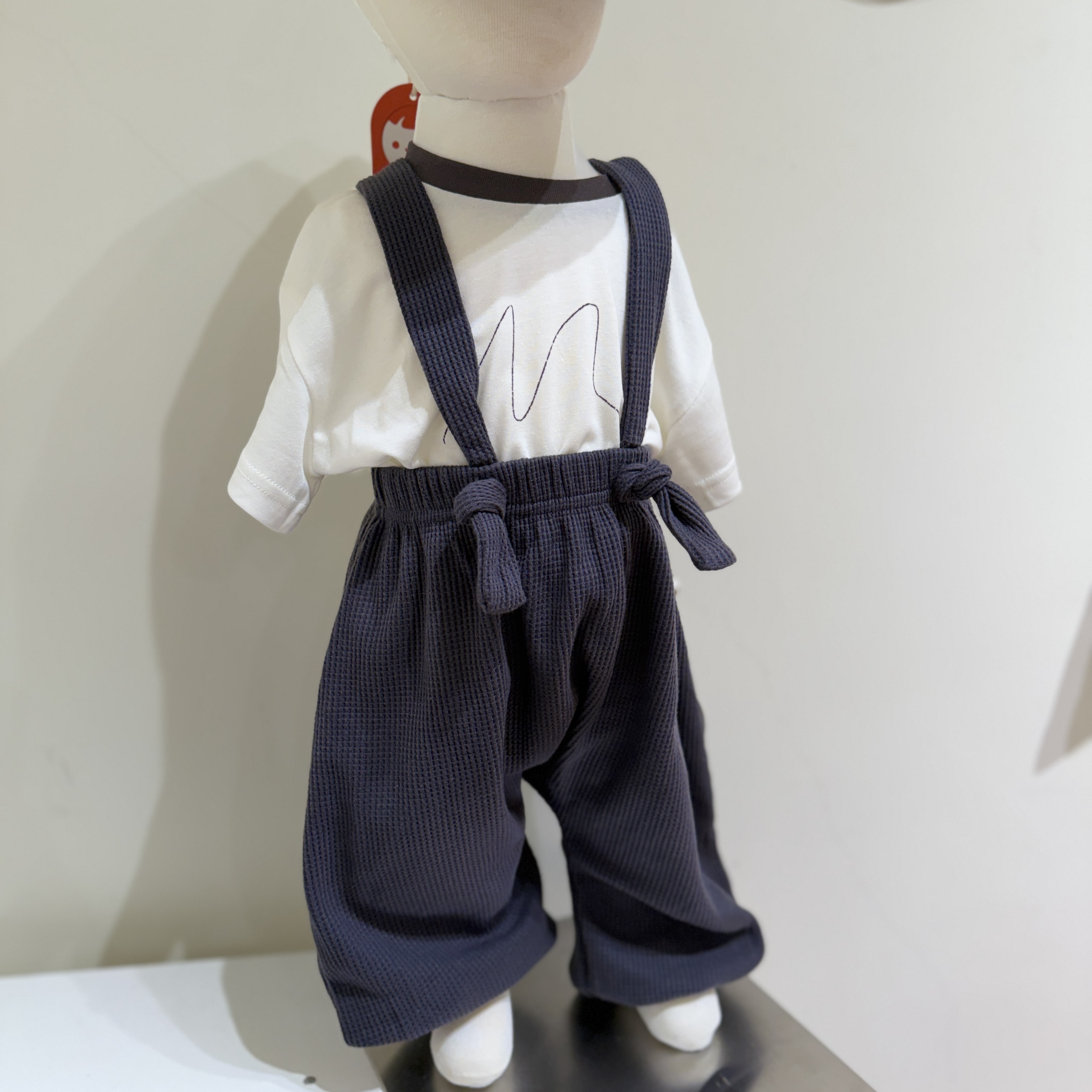 26夏 小狗吊帶燈籠褲－藏青