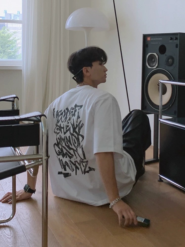 SIMPLEACTION 美式塗鴉短袖上衣