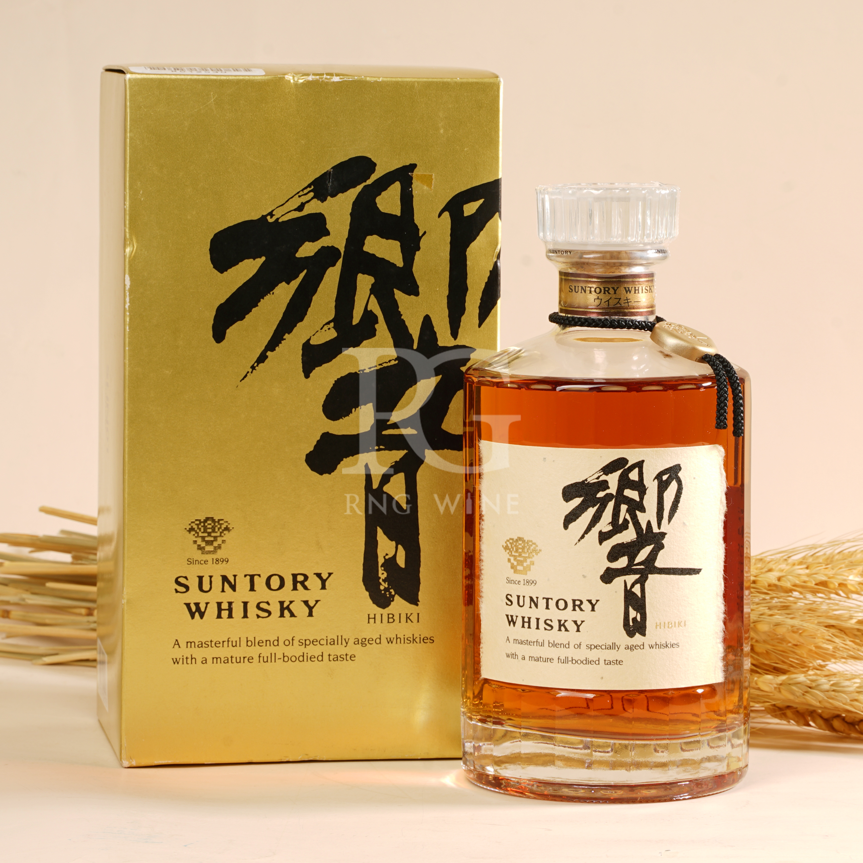 Hibiki 響17 Years Old 金花 Blended Japanese Whisky