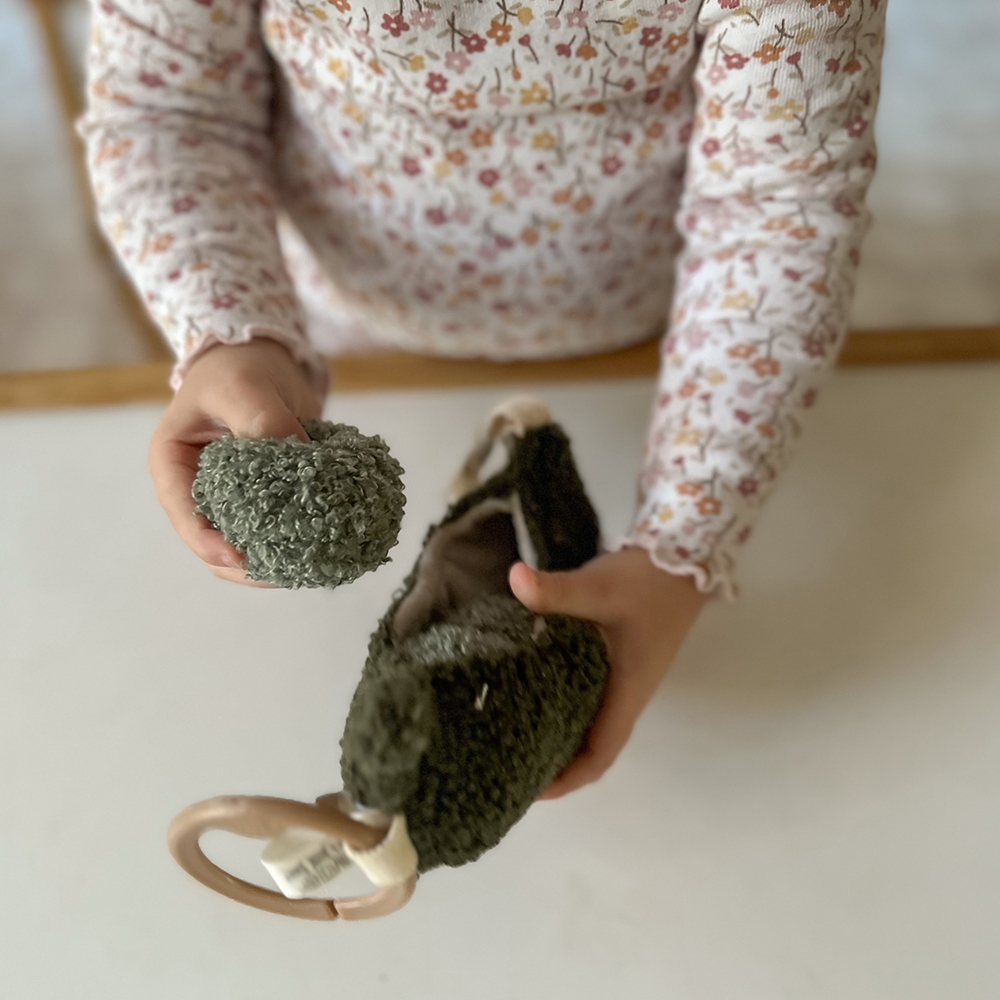 Little Lamb Kind 豌豆莢吊飾手搖鈴