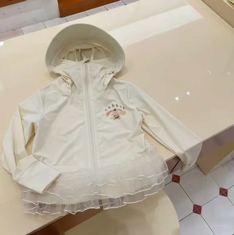 BYC04OW037BE  小兔漫步紗紗防曬外套