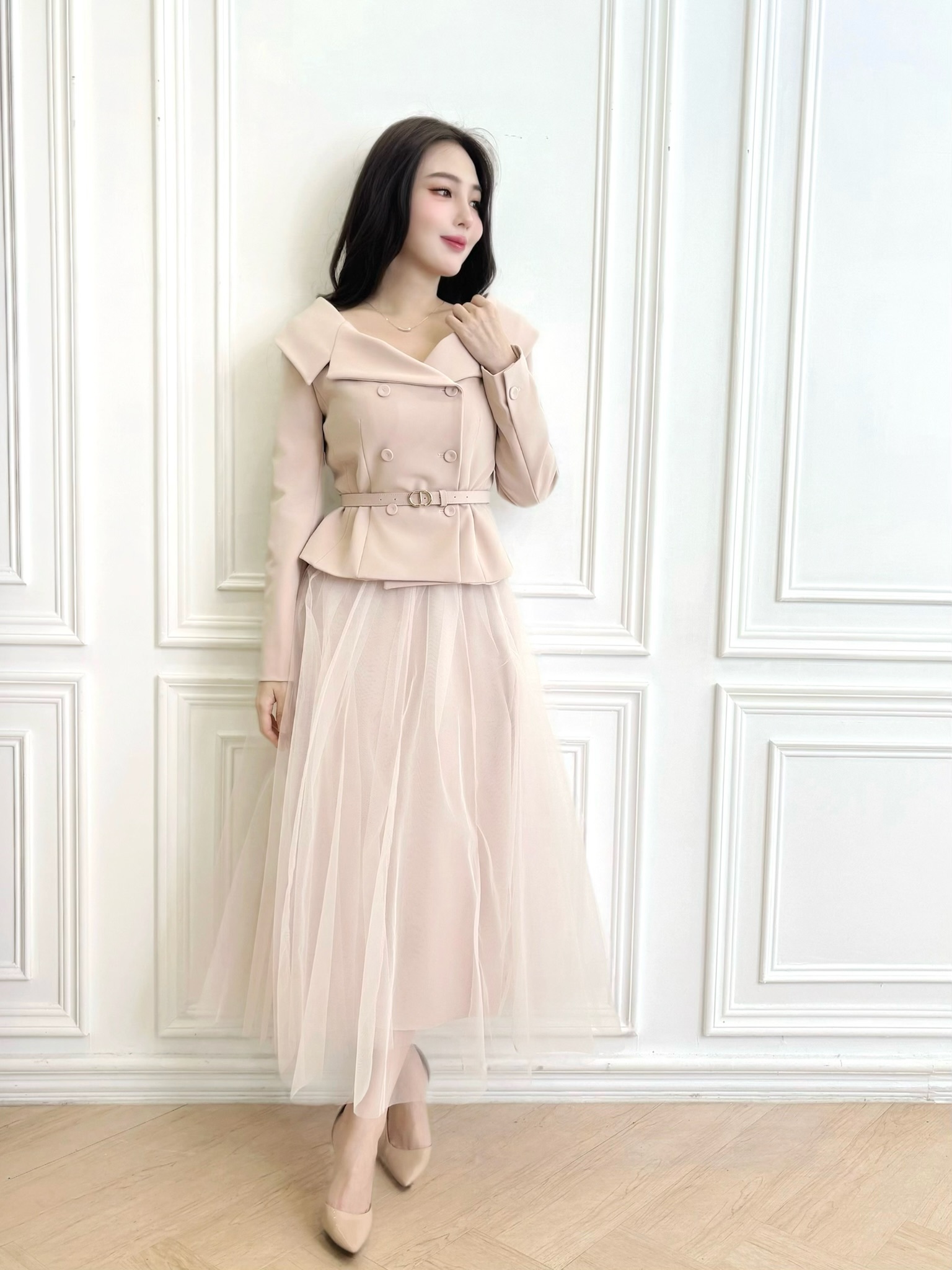 (富家千金!)翻領腰身上衣