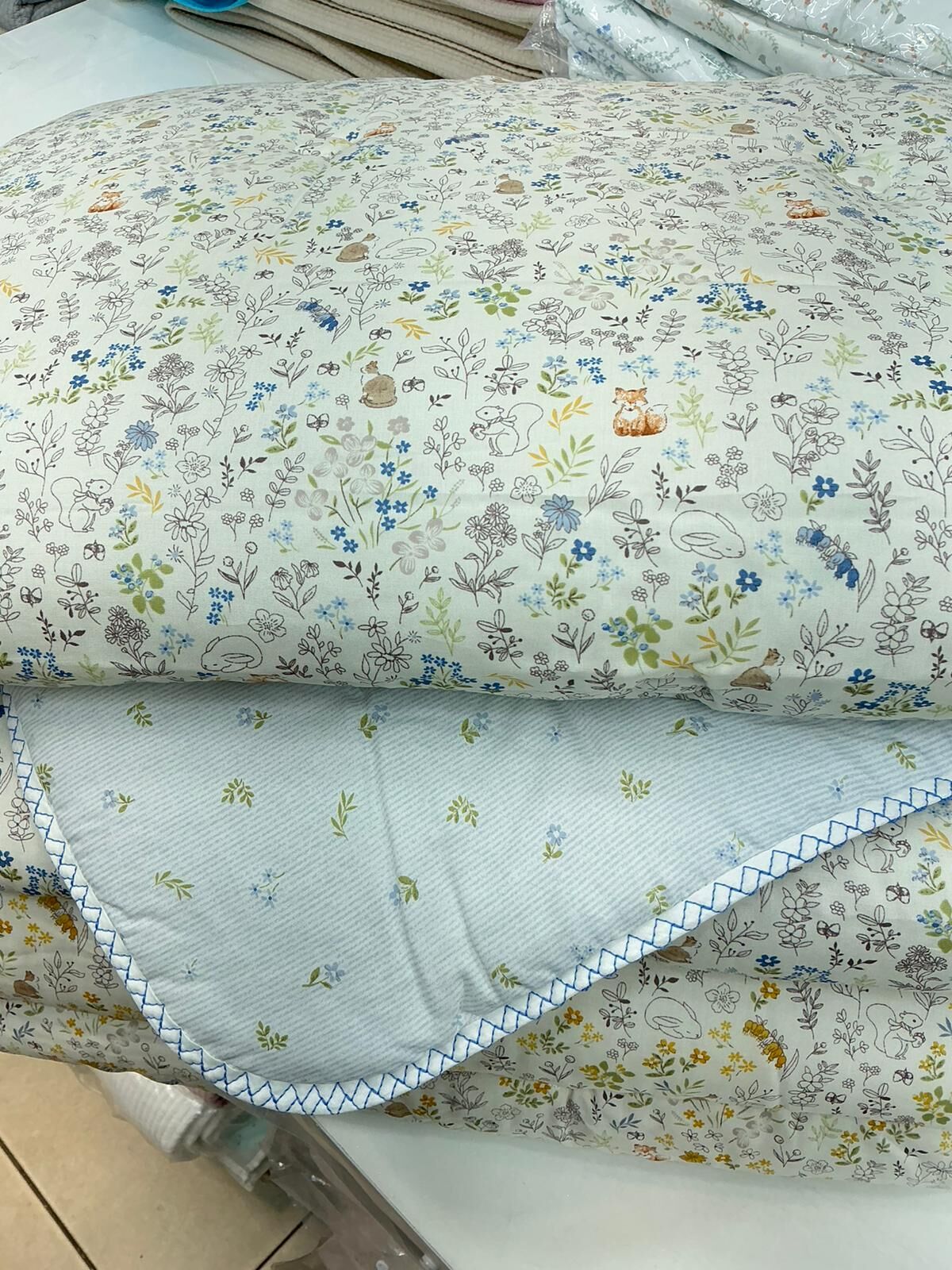 O77 天絲涼感夏天薄被 S Size: 160x210 $499/ Q size: 200x230 $599 枕頭袋$109/1個 $199/2個 made in korea