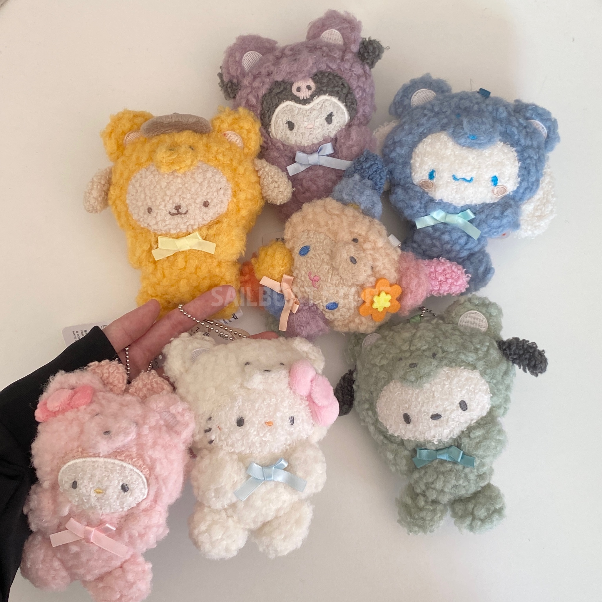 #部分現貨  🇯🇵日本 三麗鷗 × AS KNOW AS plus 蓬鬆小熊系列 吊飾娃娃