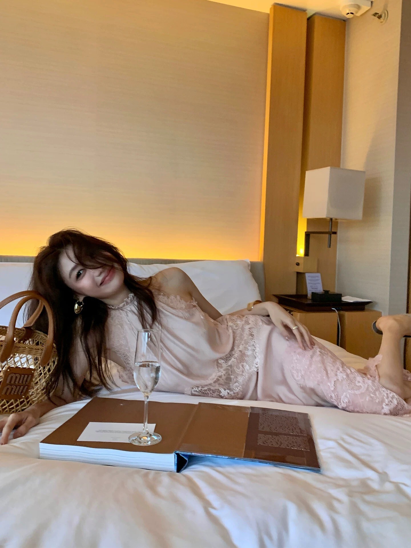 光澤感蕾絲滾邊削肩背心+長裙SET-S-XL / 2色 (Elegant & Love)