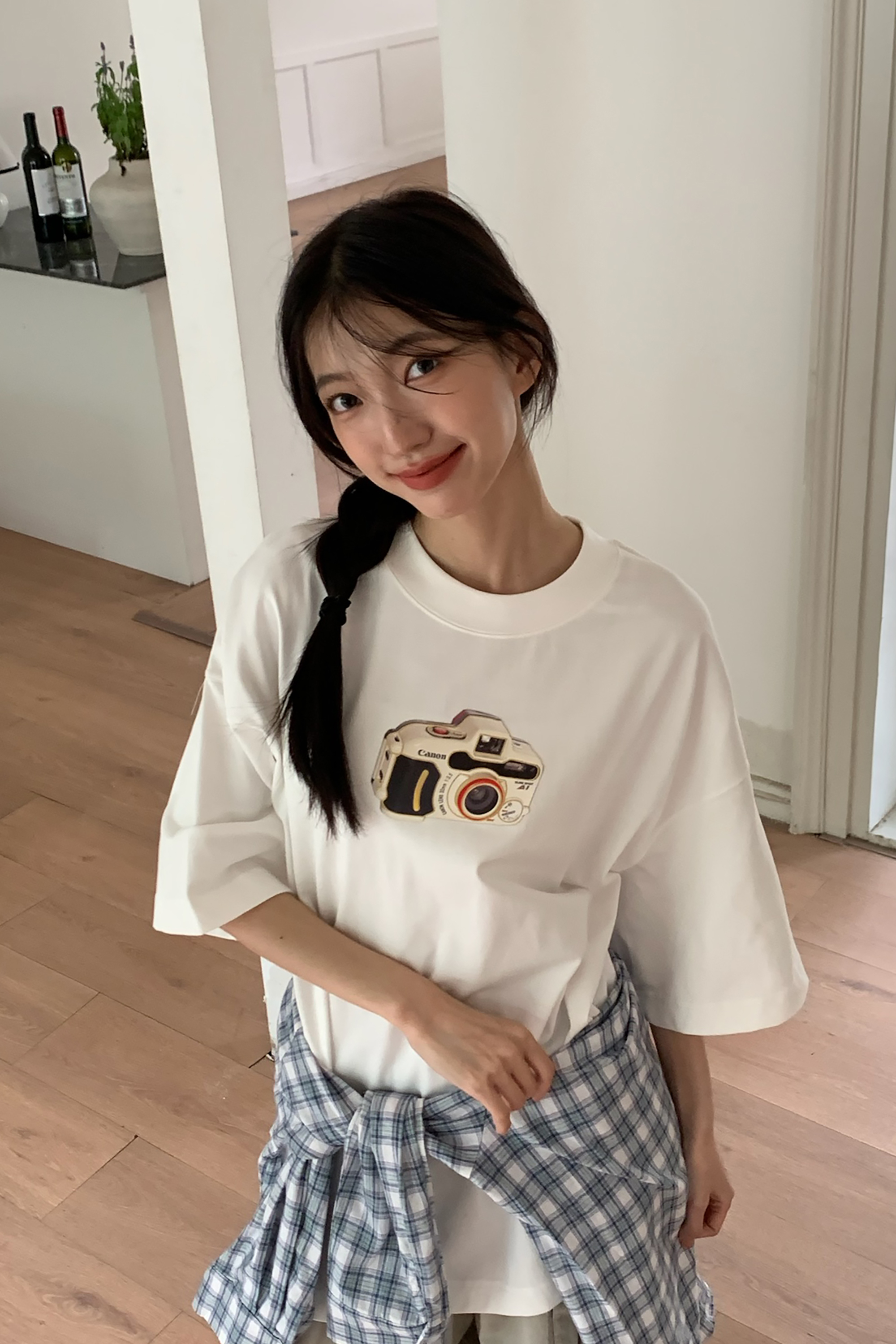 April｜復古相機印花短t 2色