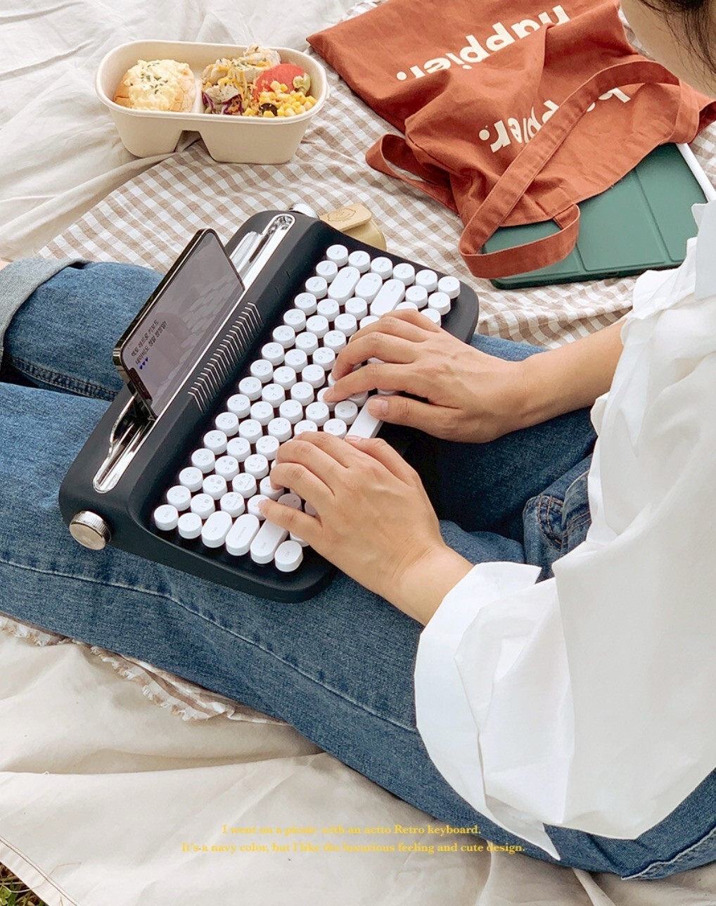 可愛復古迷你藍牙配對鍵盤-多裝置