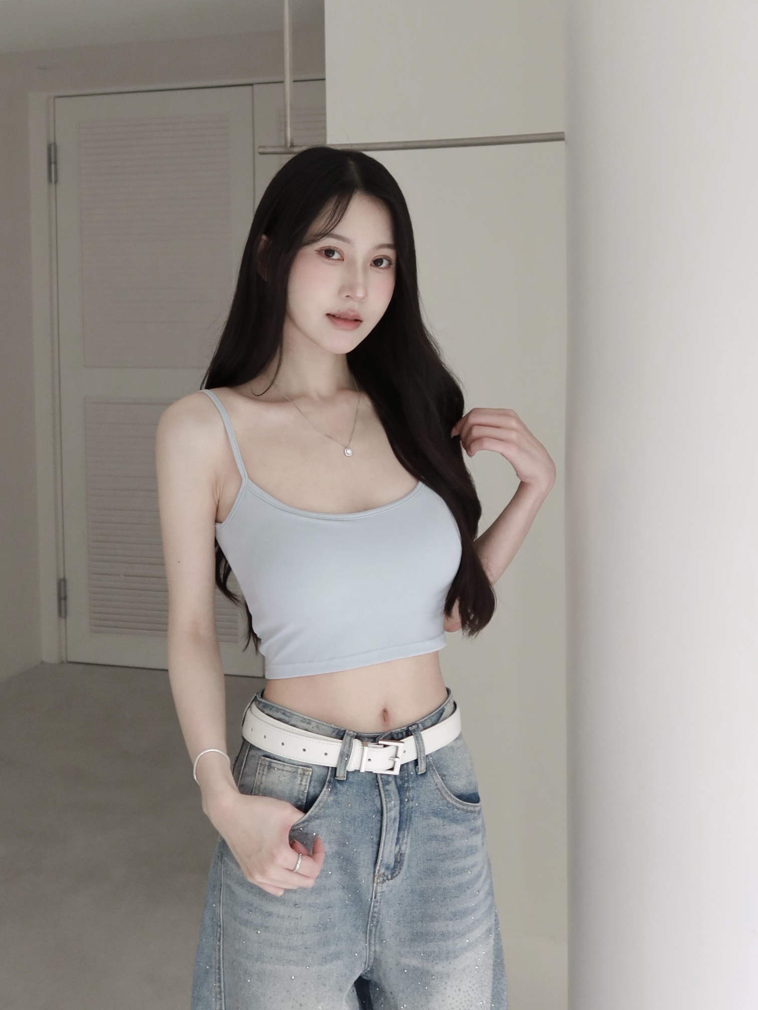 美胸圓領細肩bra top