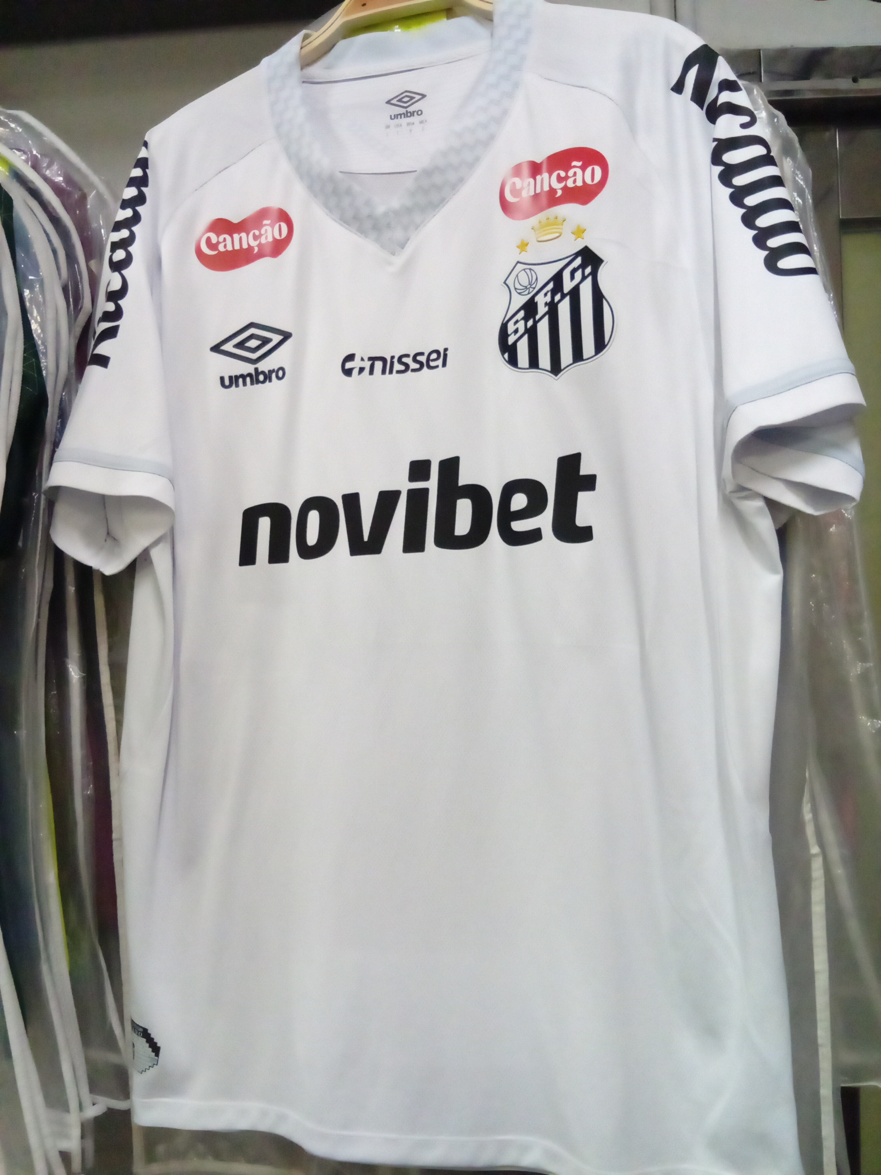 25-26山度士主場尼馬球員版球衣