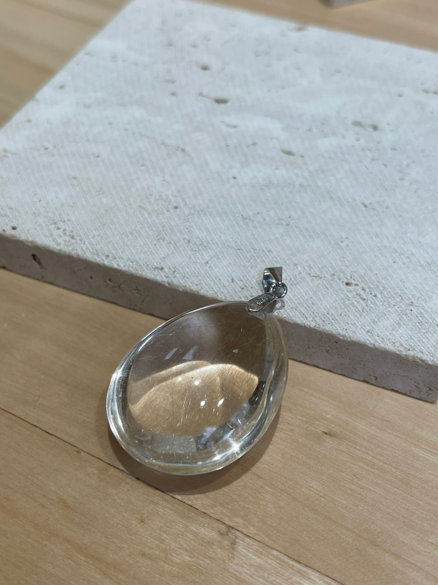 SL13294/晶瑩剔透水滴形吊墜