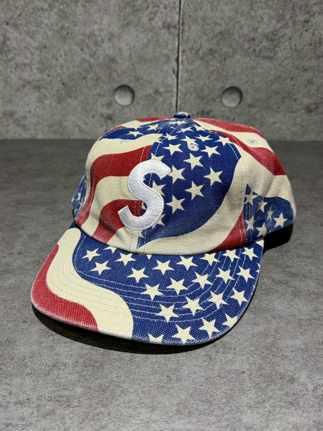 SUPREME 缺貨款 做舊美國旗 刺繡S帽