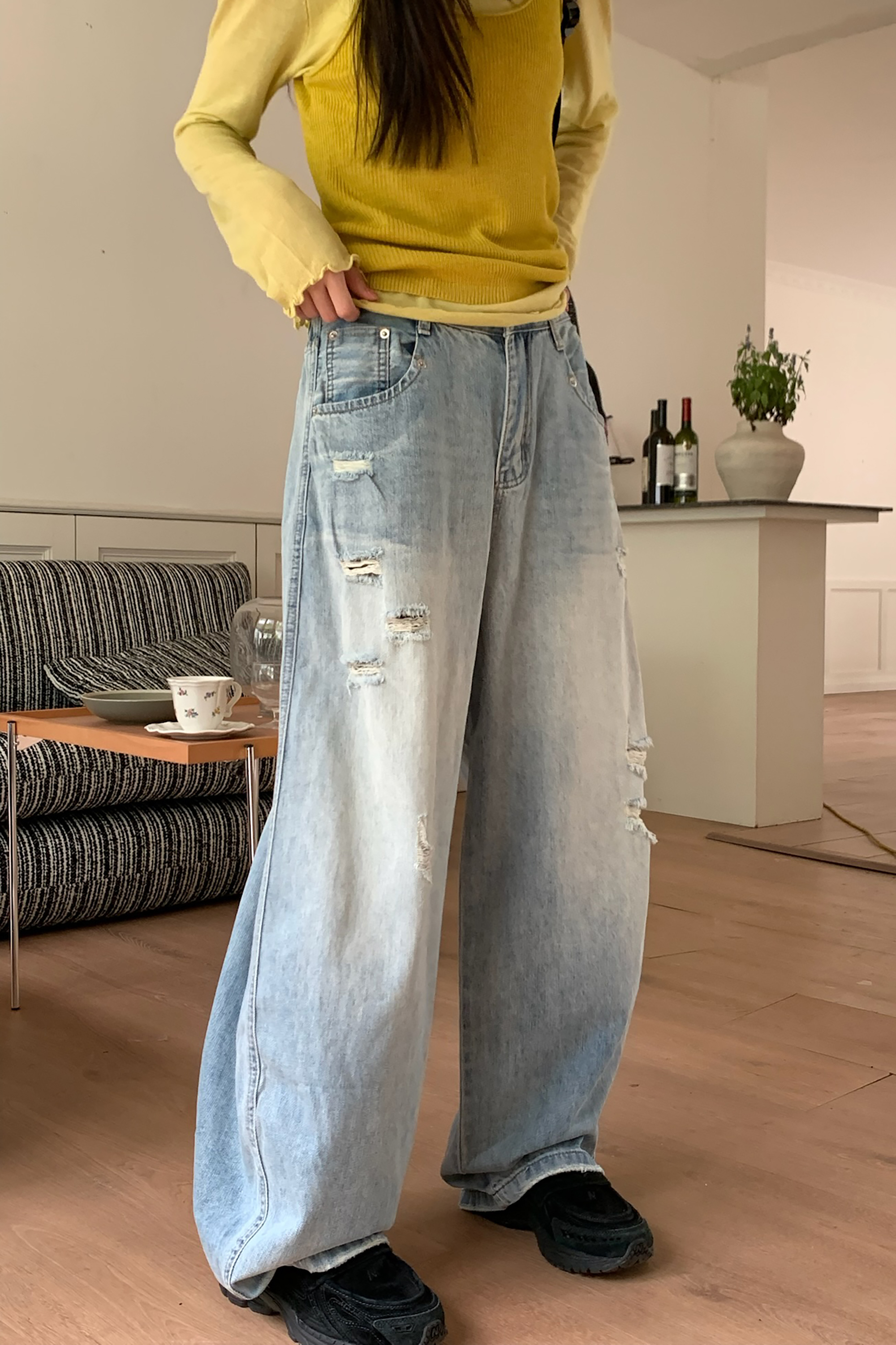 April｜街頭感刷破牛仔長褲