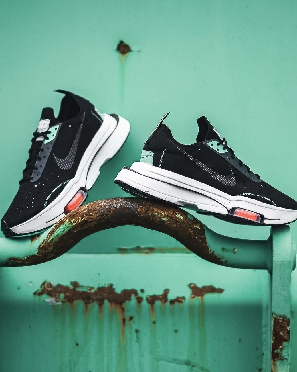 (預訂) Nike Air Zoom-Type - Black Menta