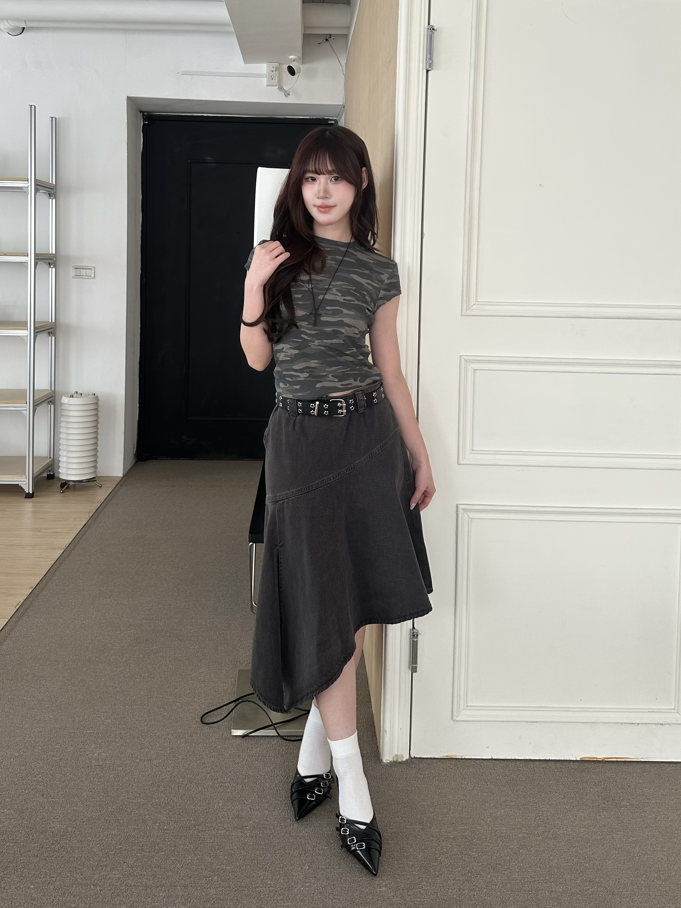 不規則斜擺單寧中裙