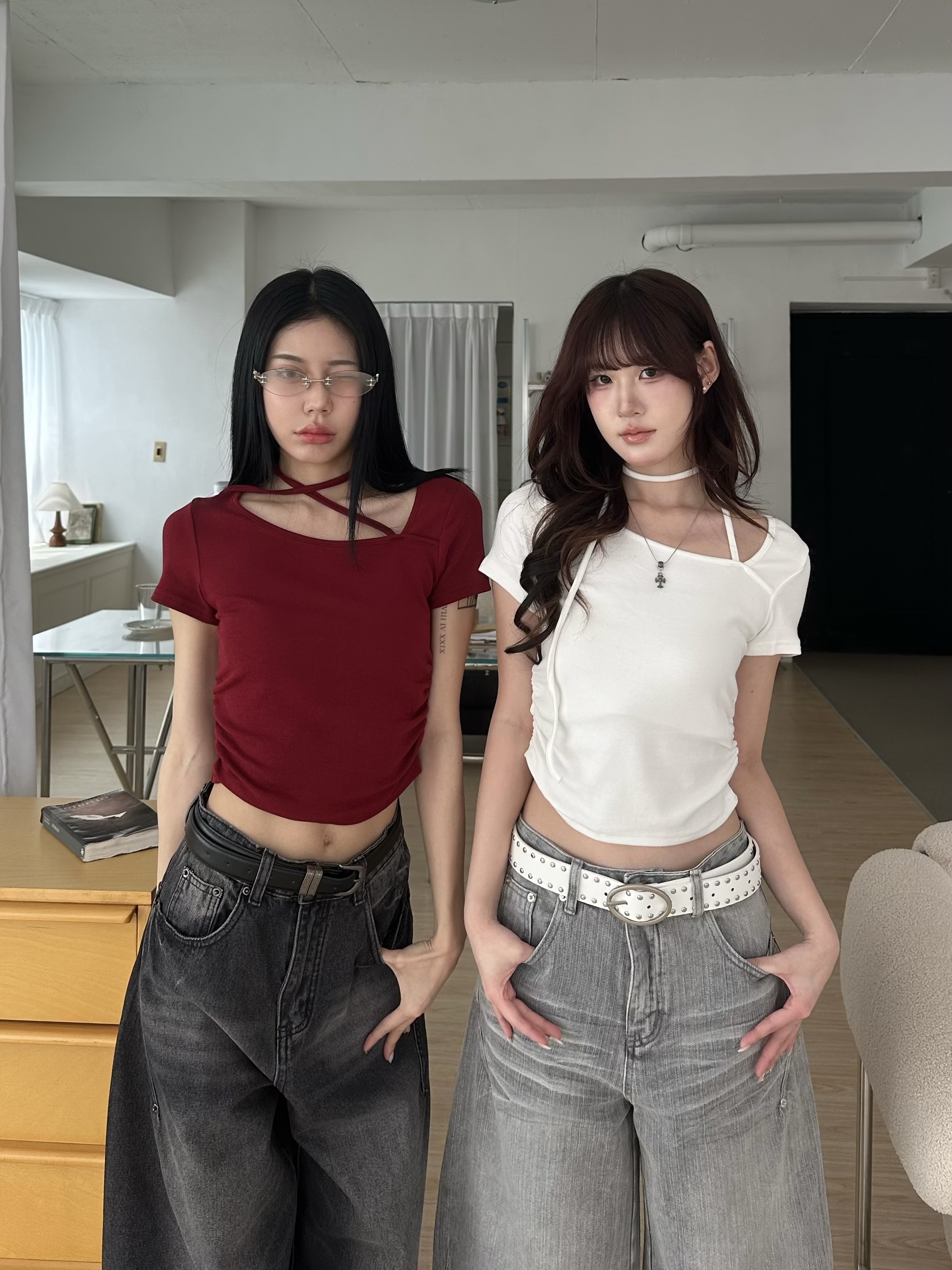 抓腰繞脖心機短袖上衣