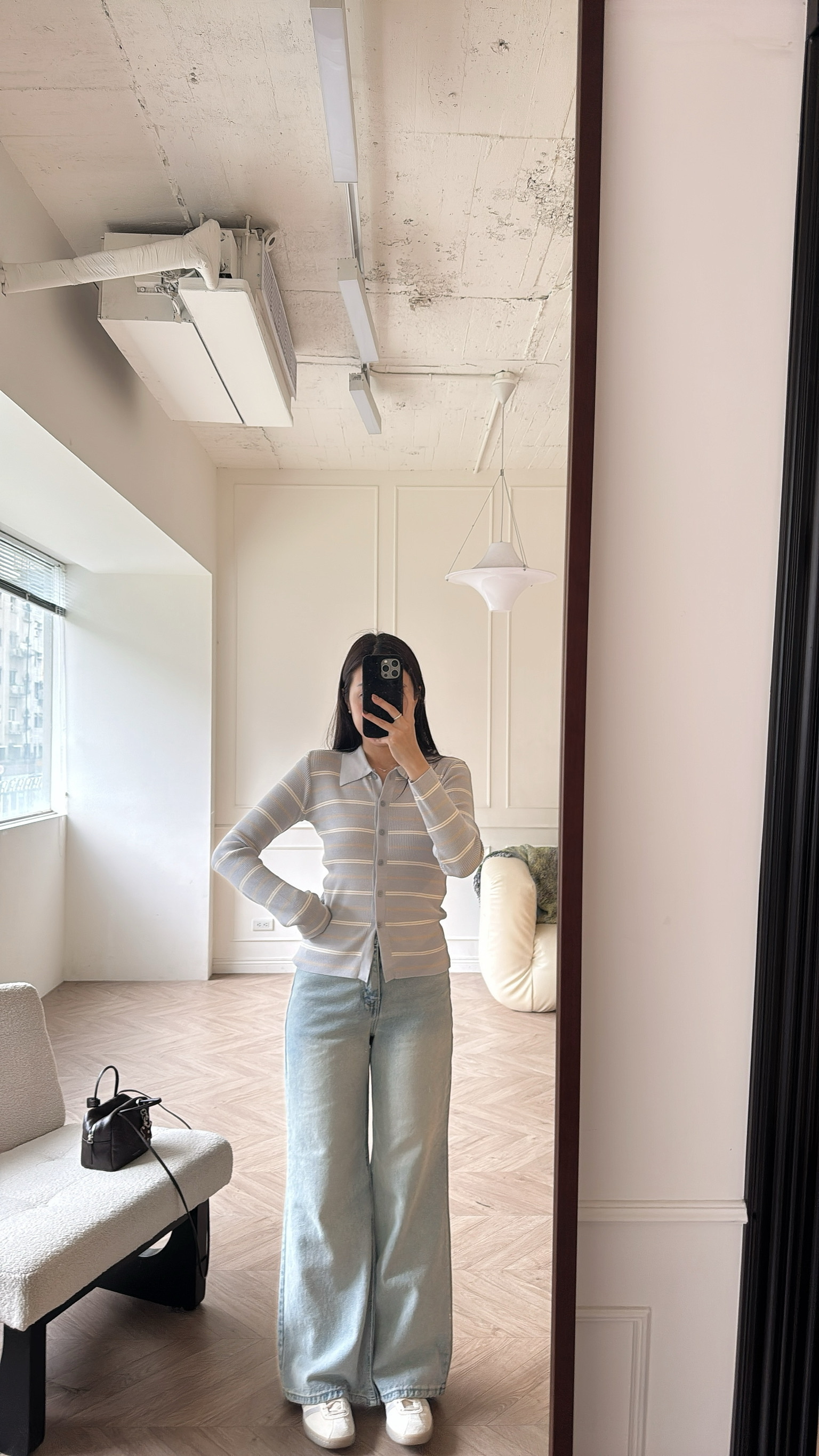 E09 條紋小領收腰上衣(淺灰/咖)